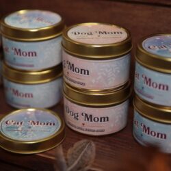 Candela Dog/Cat Mom piccola